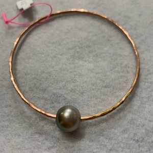 Tahitian Pearl rose gold bangle